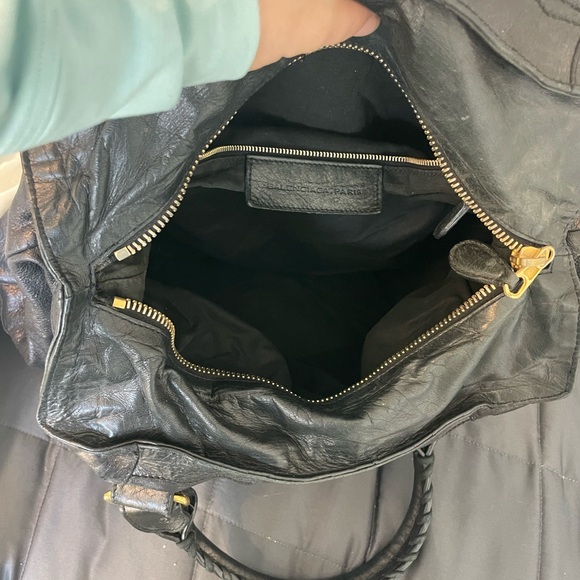 Black Balenciaga Le City Bag - Picture 3 of 5